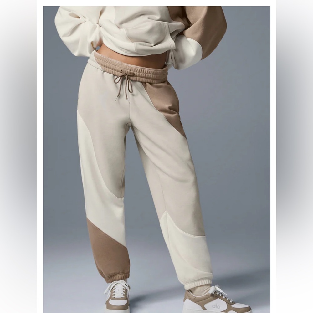 ALO waves sweatpants  : women’s large